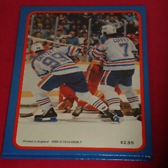 1983 FIRST EDITION WAYNE GRETZKY SUPER KID 50 PAGE BOOK MINT CONDITION - Picture 2 of 2